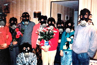 Январь 1991 г. Воздушная тревога во время празднования 25-й годовщины нашей свадьбы.